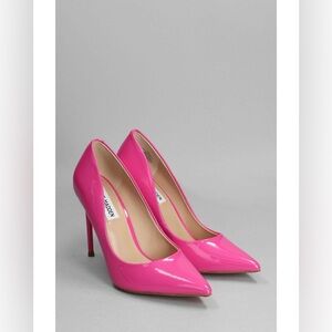 Steve Madden Klory Shiny Pink Pointed Toe Pump Heels Size 9 NWOT